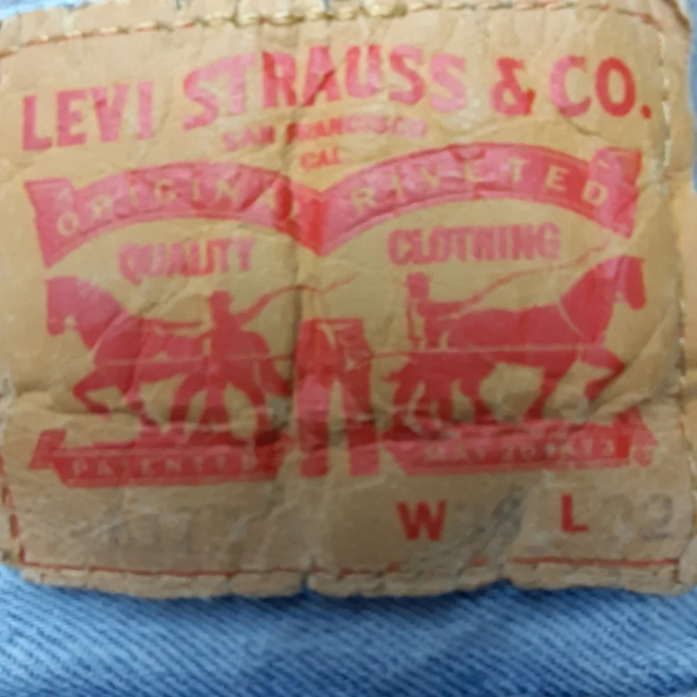 Levi's 517 100% Cotton Stonewash Distressed Boot Cut Jeans SZ 38x32